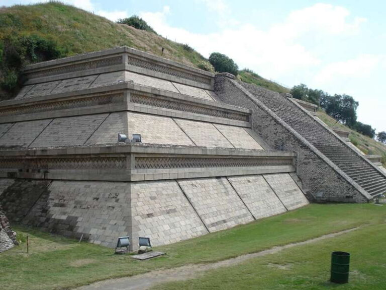 From Mexico City: Cholula Pyramid & Puebla Small Group Tour - Puebla: Colonial Grandeur and Religious Art