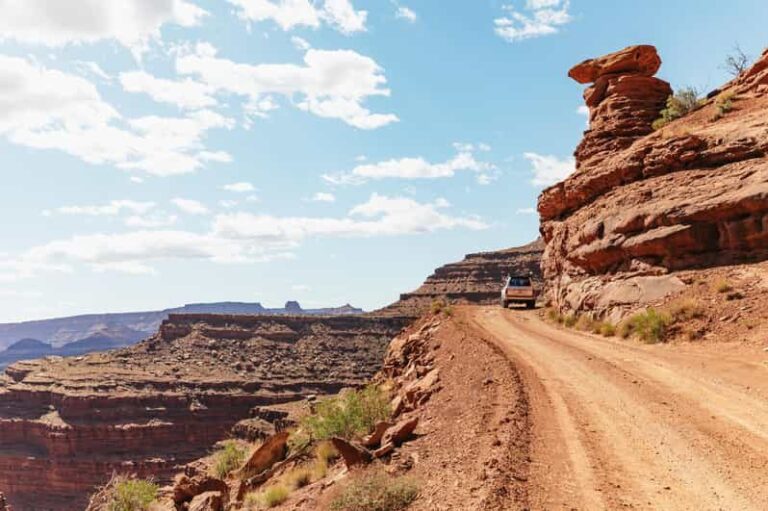 From Moab: Sky District Canyonlands National Park 4x4 Tour - The Highlights: Views and Landmarks