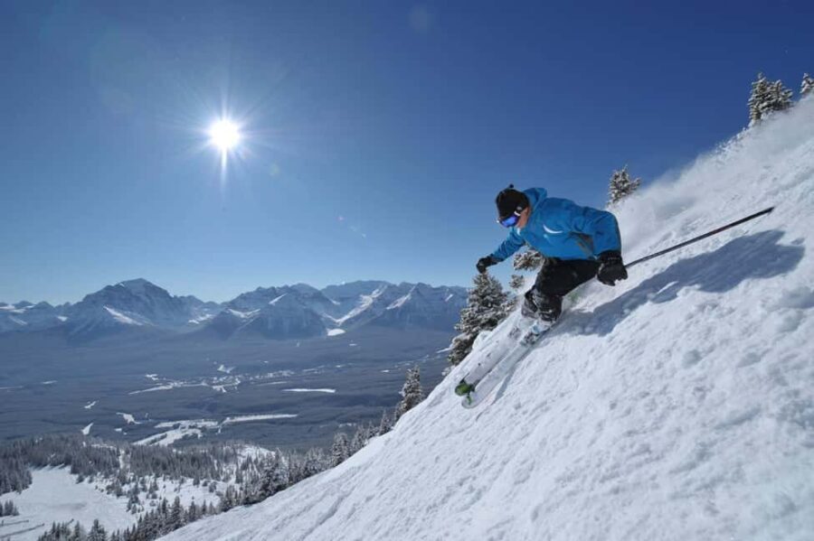 From Montreal: Mont-Tremblant 1-Day Tour