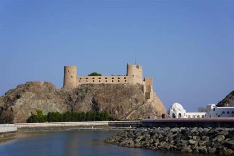 From Muscat: Glorious Oman Day Tour - Additional Details: What to Expect
