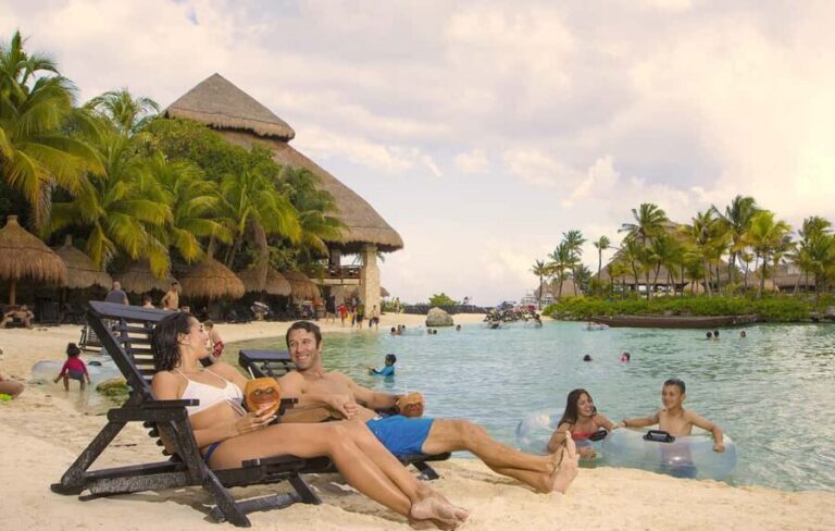 From Playa del Carmen: Xcaret Park All-Inclusive - What You Can Expect from the Day