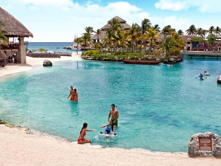 From Riviera Maya: Xcaret Park Plus, the complete experience - What travelers say about this experience