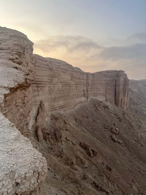 From Riyadh: Edge of the World & Huraymila National Park - Practical Details and Value