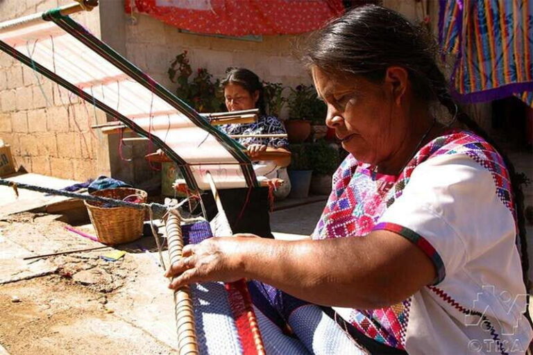 From San Cristóbal: Chamula and Zinacantán Guided Tour - Who Should Take This Tour?