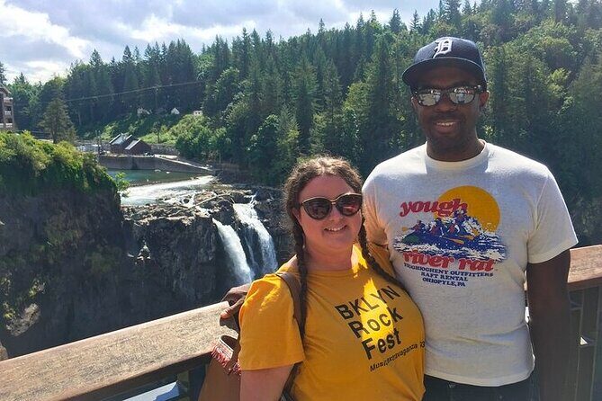 From Seattle: Private Snoqualmie Falls Tour - Optional Hike and Gifts