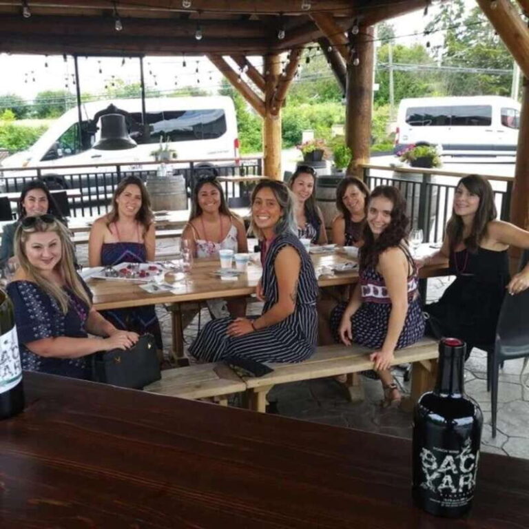 From Vancouver: Fraser Valley Wine Tour with Local Tastings - What the Reviews Say