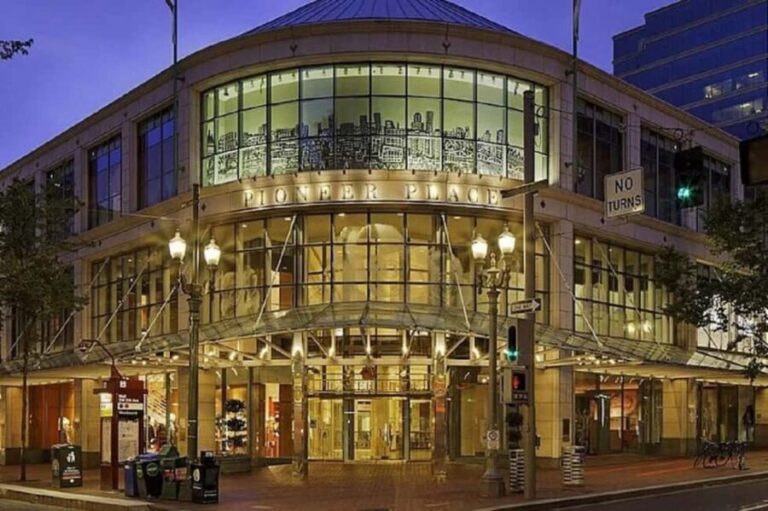 From Vancouver: Leavenworth, Portland, & Seattle 3-Day Tour - The Practical Side: Transport, Accommodation, and Value