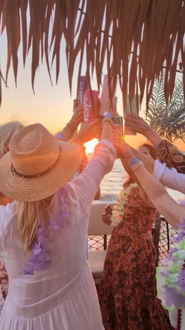 Ft Myers Beach 3hr Tiki Pub Tropical Sandbar Getaway Cruise - What the Cruise Looks Like: An Itinerary Breakdown
