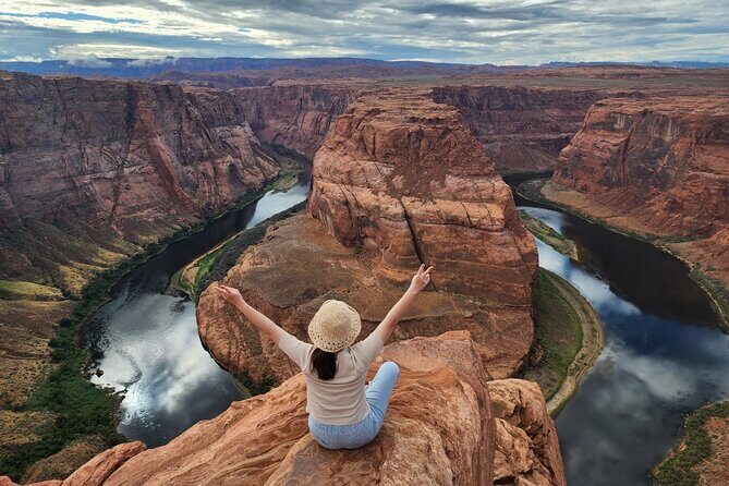 Full-Day Antelope Canyon and Horseshoe Bend Tour from Las Vegas - Antelope Canyon: The Main Event