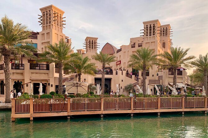 Full Day Dubai Heritage and Modern Private Tour from Dubai - Architectural and Cultural Landmarks: Jumeirah & the Mosque