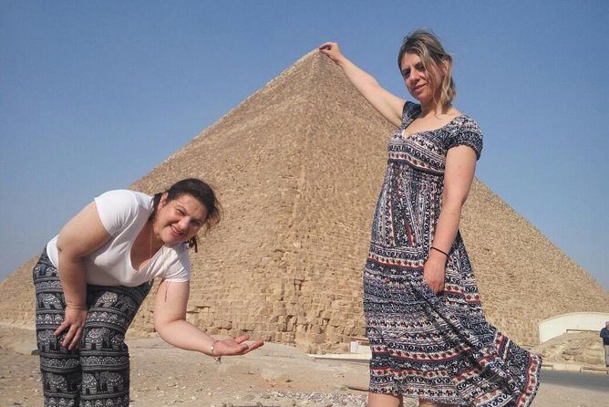 Full-Day Giza Pyramids, Egyptian Museum and bazaar Private Tour - The Value in Its Simplicity