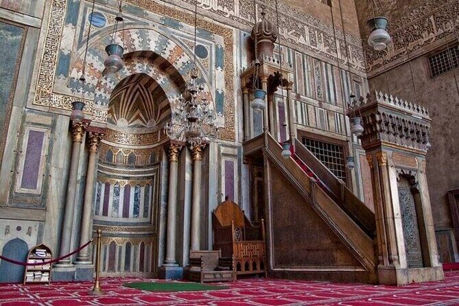 Full Day Giza Pyramids, Egyptian Museum and Khan El Khalili Bazar - Practical Details and Tips