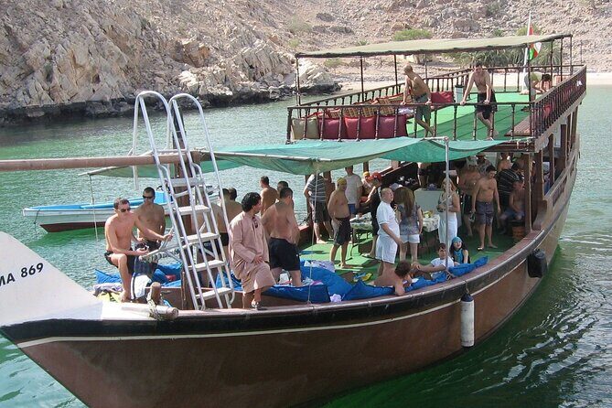 Full Day Musandam Dibba Cruise with Buffet Lunch - An In-Depth Look at the Musandam Dibba Cruise