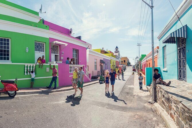 Full Day Private Walk to Freedom & Robben Island - What’s Included and What’s Not