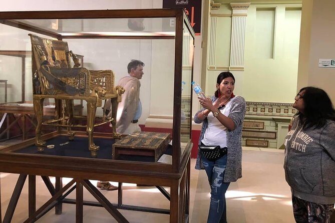Full - Day Tour to Giza Pyramids , Cairo Museum & Bazaar Includes Lunch - The Value of This Tour