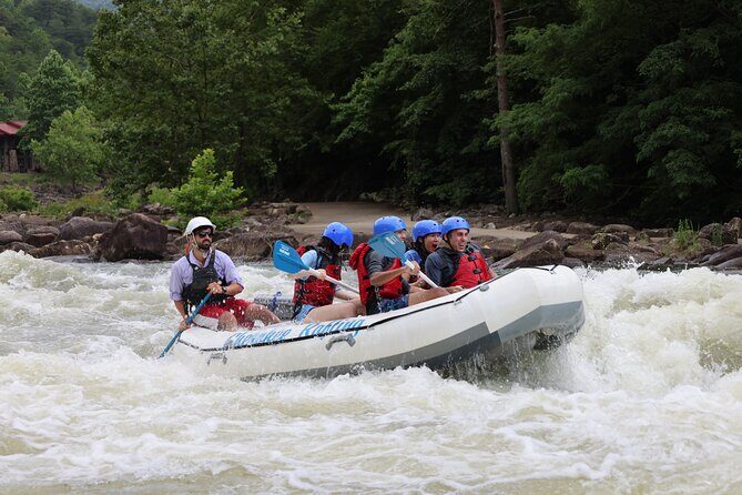 Full Ocoee River Rafting Adventure With Catered Shore Lunch - An In-Depth Look at the Ocoee River Rafting Experience