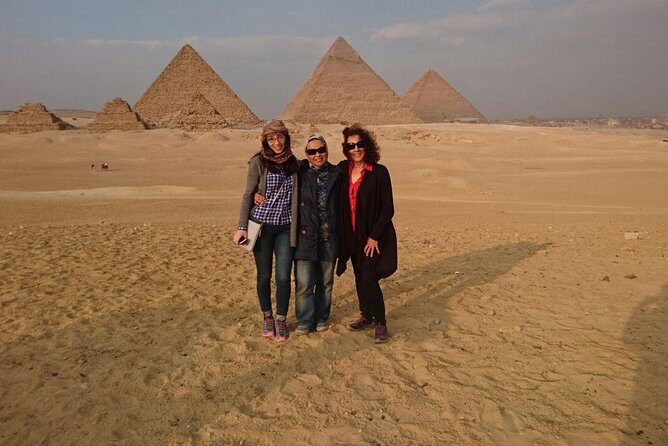 Giza Pyramids and Egyptian Museum - Transportation and Duration