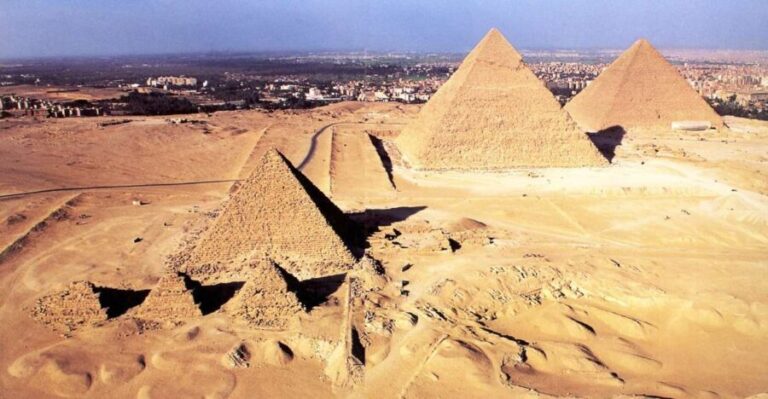 Giza Pyramids and Egyptian Museum - The Valley Temple and the Sphinx: Closer Looks at Iconic Symbols