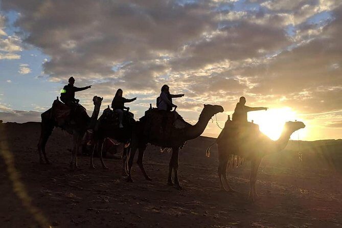 Giza Pyramids-Camel ride-Trip during Sunrise or sunset - Key Points