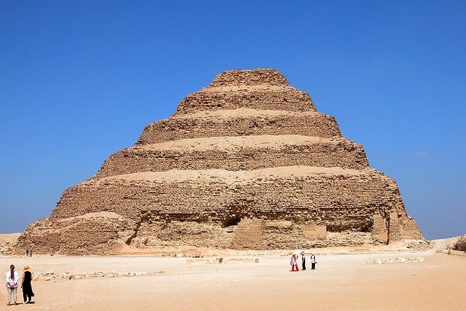Giza, Sakkara and Dahshour Pyramids Private Tour with lunch - Discovering the Step Pyramid of Djoser in Saqqara