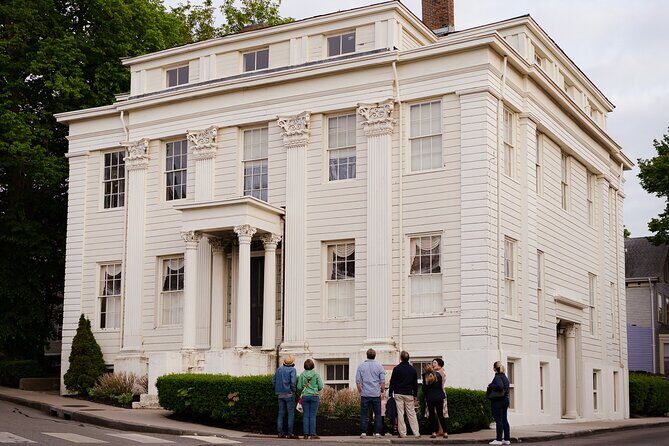 Golden Age to Gilded Age Newport's Transformation Walking Tour - The Sum Up