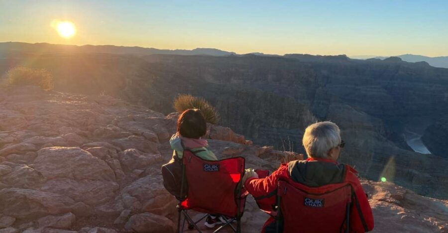 Grand Canyon West: Private Sunset Tour from Las Vegas