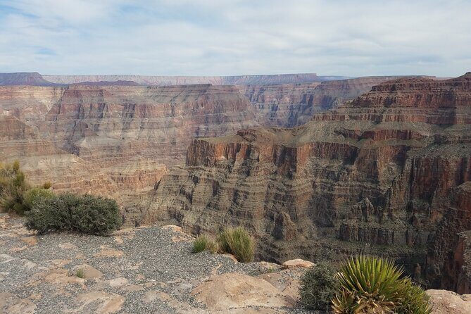 Grand Canyon West Rim and Hoover Dam Small Group Tour from Vegas - Exploring the Grand Canyon West Rim