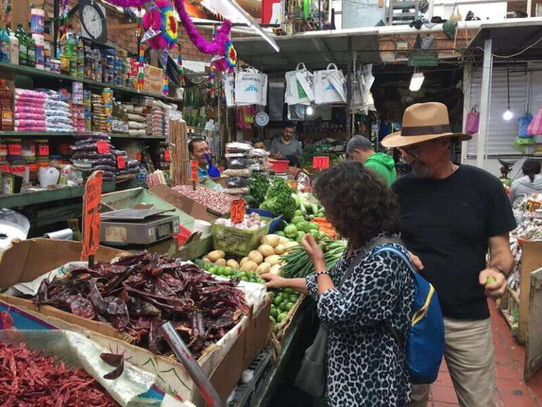 Guadalajara: Private Food Tour and Architecture Sightseeing - Exploring Architectural Gems and Historic Landmarks