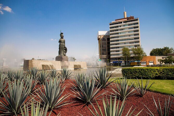 Guadalajara Private Walking Tour With A Guide (Private Tour) - Who Should Consider This Tour?