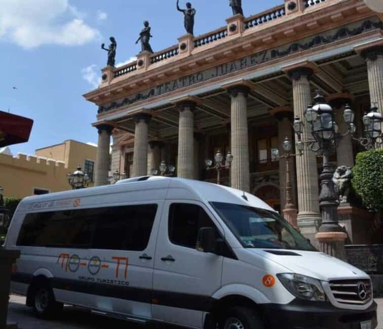 Guanajuato: PEDESTRIAN ROUTE AND SHOPPING TOUR (LEON, GUANAJUATO) - A Genuine Look at the Guanajuato Pedestrian and Shopping Tour