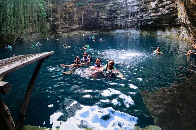 Guided Chichen Itza Group Tour 2 Cenotes and Food of Valladolid - Detailed Review of the Tour Experience
