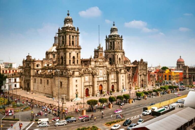 Guided Historic Downtown Private Walking Tour in Mexico City - An In-Depth Look at the Itinerary