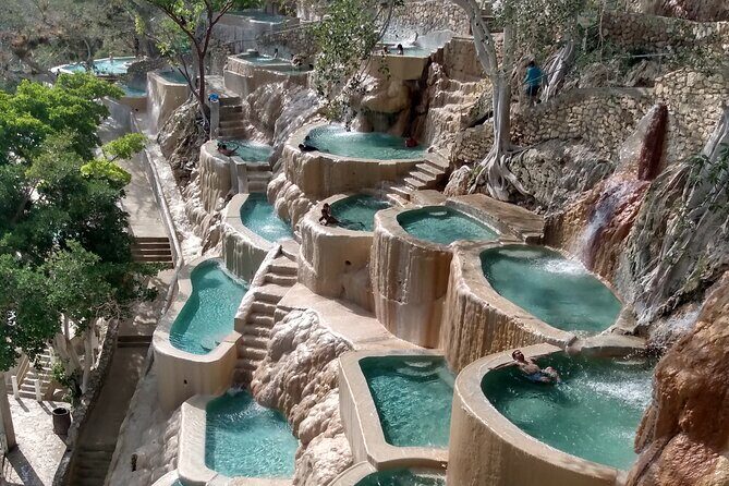 Guided Tour of the Spectacular Grottoes of Tolantongo - Analyzing the Value