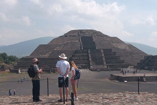 Guided Walking Tour to the Archaeological Zone of Teotihuacán - Practical Details: What to Expect