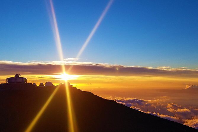 Haleakala's Best Sunset Tour with Dinner - Dining with a View