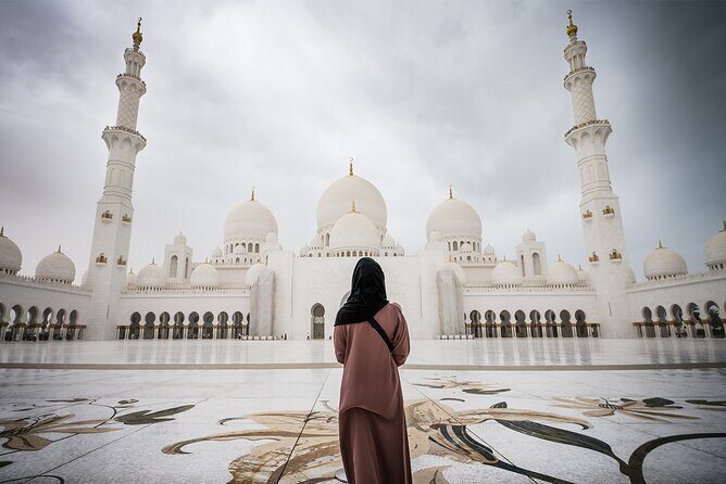 Half-Day Grand Mosque Tour from Dubai - Who Should Consider This Tour?