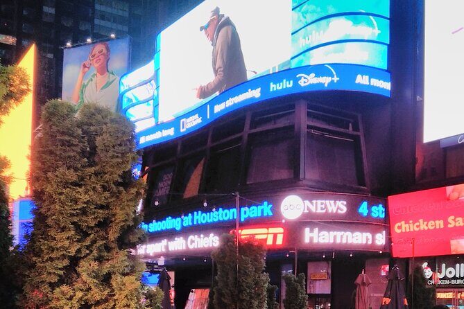 Half Day Guided Evening Walking Tour in Time Square, New York - Who Should Consider This Tour?