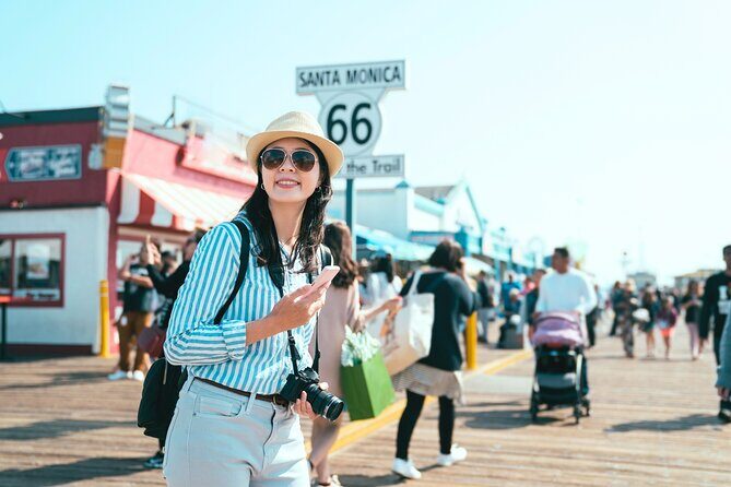 Half Day LA Tour: Hollywood, Beverly Hills & Santa Monica - Beverly Hills and Rodeo Drive