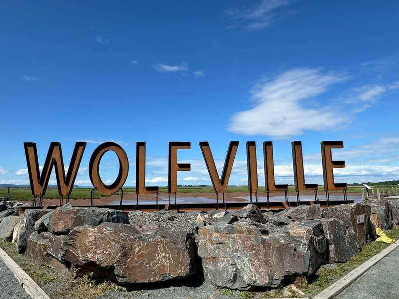 Halifax: Peggy's Cove, Lunenburg, and Annapolis Valley Tour
