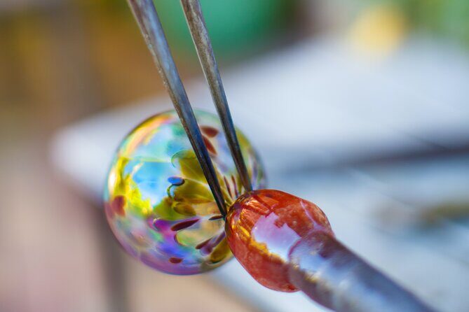 Hands-On Blown Glass Ornament Experience in Naples - Who Will Enjoy This?