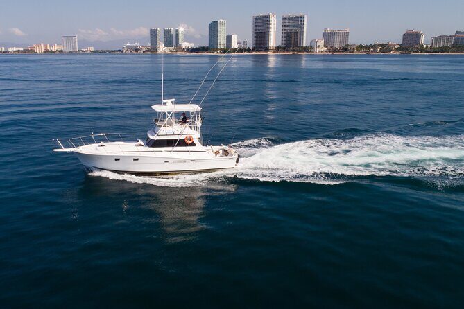 Hatteras 42-44' Classic Yachts in Puerto & Nuevo Vallarta - Who This Tour Is Best For