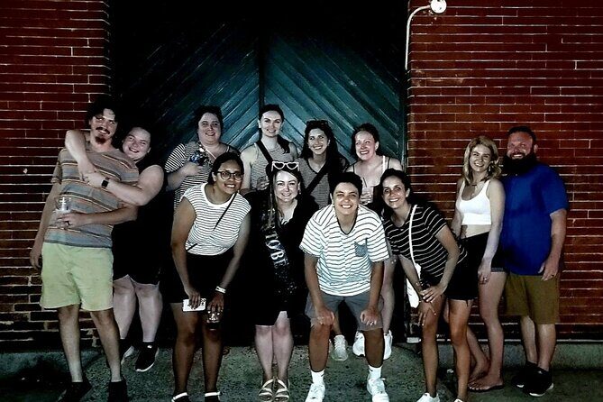 Hell Cat Ghost Tour - Savannah's Haunts and Horror - The Guides: The Heart of the Experience