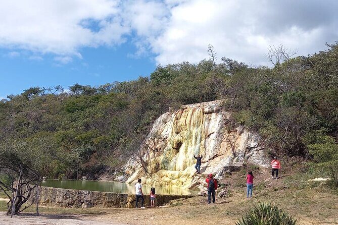Hierve el Agua, Teotitlán del Valle, mezcal, el tule, desde Oaxaca - Transportation and Group Size