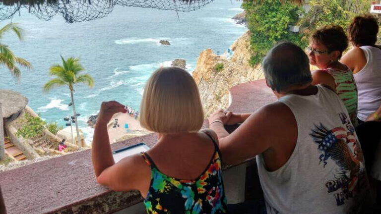 *High Cliff Diver Show & Round Trip Transportation - The Experience and Value