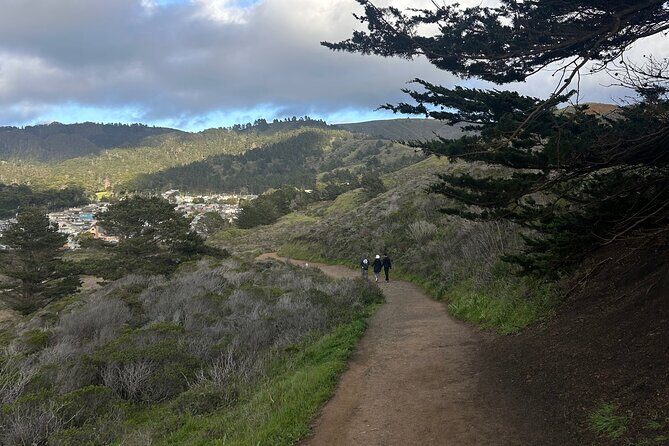 Hiking along Pacifica State Beach Coastline - Practical Details & Tips