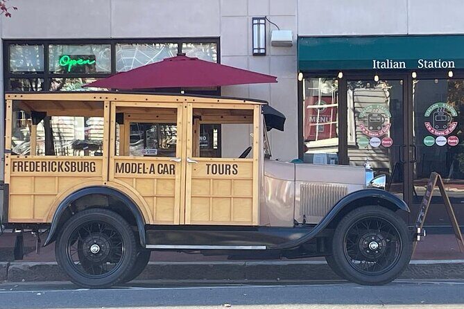 Historic Fredericksburg Tours in a Fully Restored Model A Car - The Transport: A Historic Motorcar with Open-Air Views