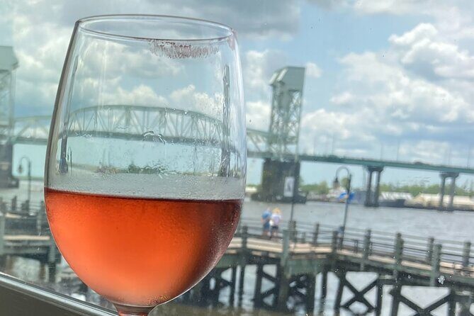 Historic Happy Hour - Guides and Atmosphere