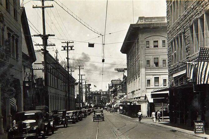 Historical Tour of Downtown Honolulu in Red Light District - How Does It Compare to Other Experiences?