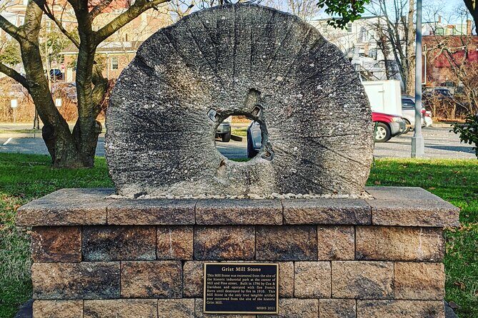 Historical Walking Tour in Mount Holly - Practicalities and What to Expect