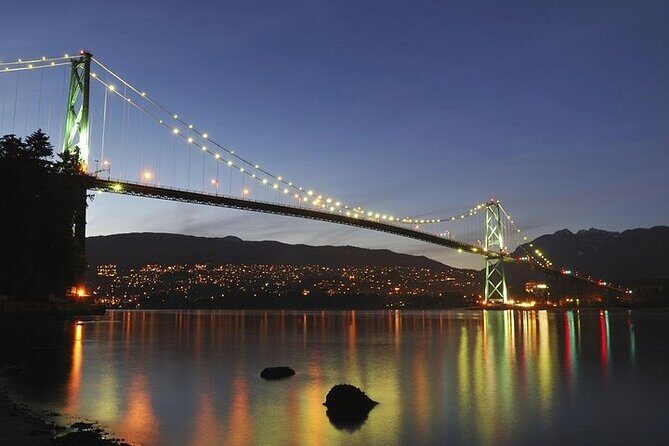 Holiday Festive Dinner and Dance Cruise Tour in Vancouver - Who Will Love This Cruise?